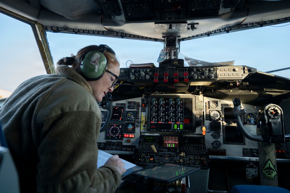 The 507th Aircraft Maintenance Squadron conducts an alert swap