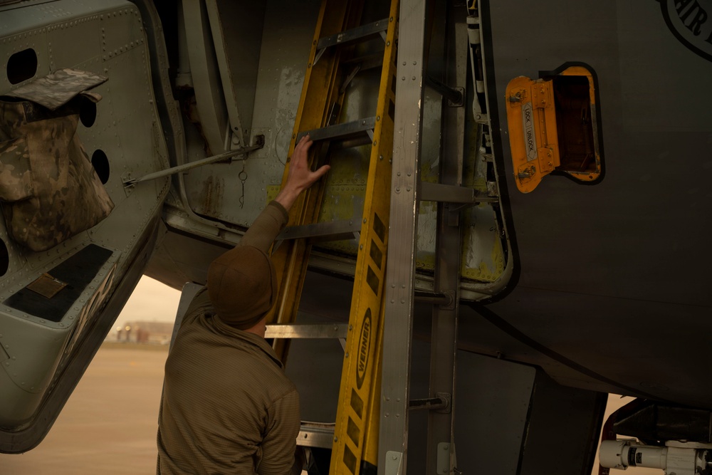The 507th Aircraft Maintenance Squadron conducts an alert swap