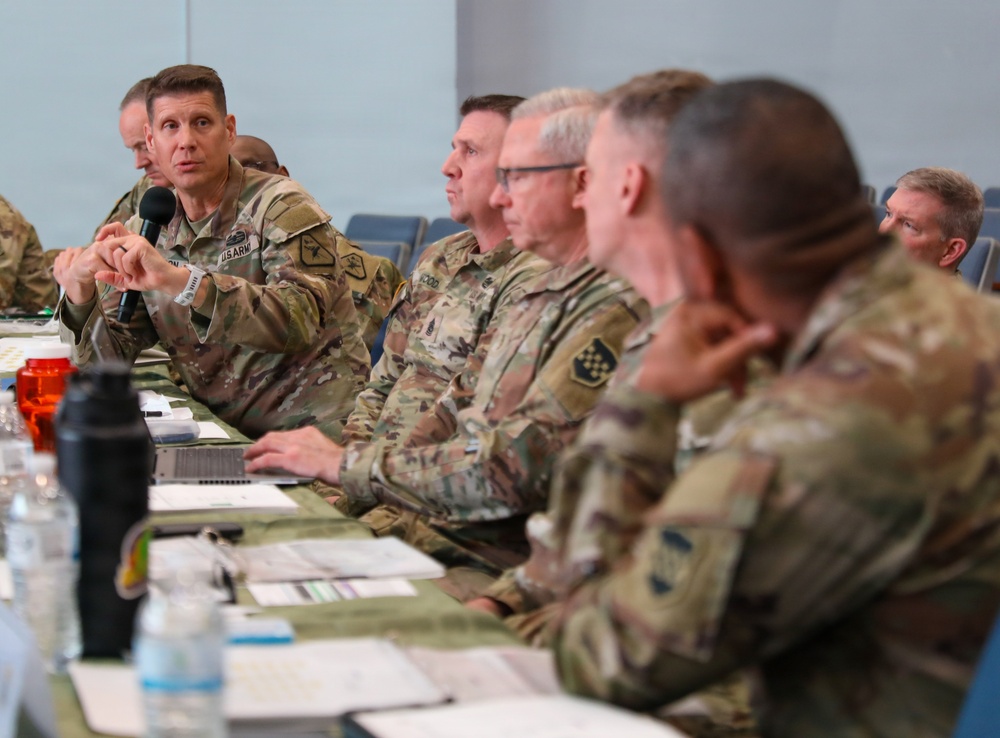 Army Reserve division hosts annual training briefing to enhance readiness