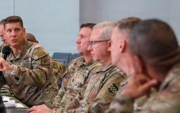 Army Reserve division hosts annual training briefing to enhance readiness