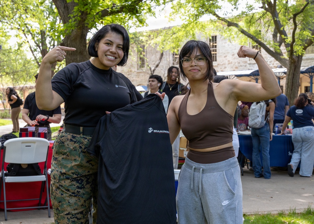 OST Austin holds a Pull Up challange at St. Edward's University