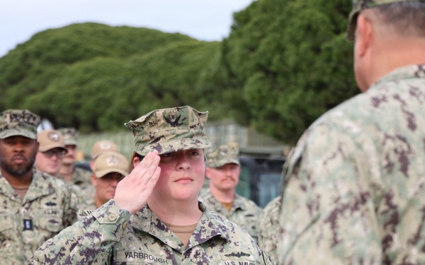 Lt. Krista Yarbrough Earns Navy Expeditionary Supply Corps Insignia