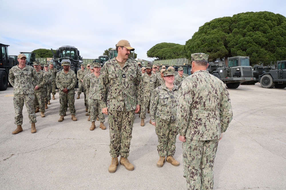 Lt. Krista Yarbrough Earns Navy Expeditionary Supply Corps Insignia