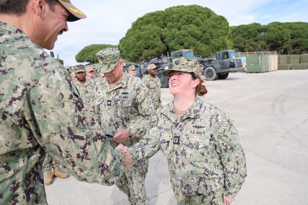 Lt. Krista Yarbrough Earns Navy Expeditionary Supply Corps Insignia