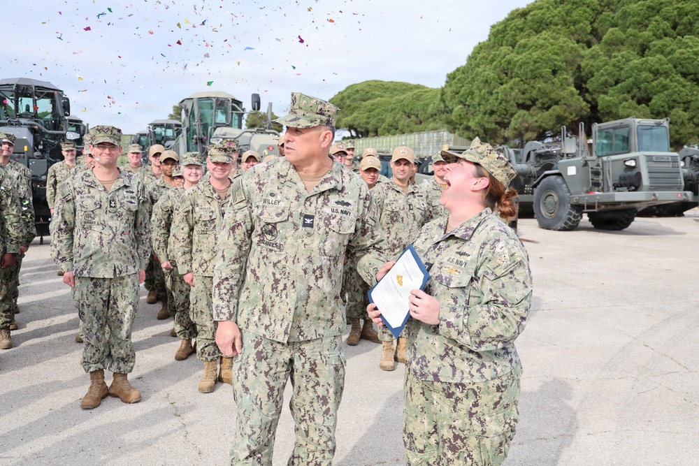Lt. Krista Yarbrough Earns Navy Expeditionary Supply Corps Insignia