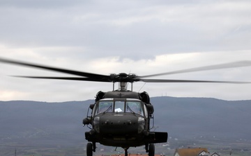 U.S. and Swiss forces conduct sling-load training in Kosovo