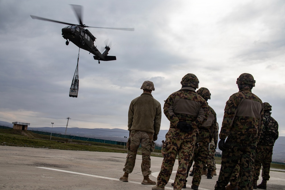 U.S. and Swiss forces conduct sling-load training in Kosovo
