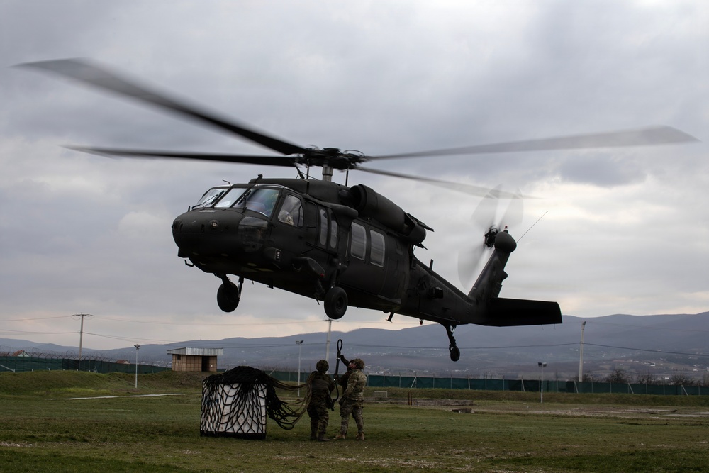 U.S. and Swiss forces conduct sling-load training in Kosovo