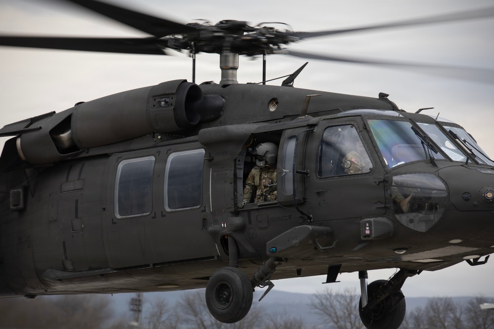 U.S. and Swiss forces conduct sling-load training in Kosovo