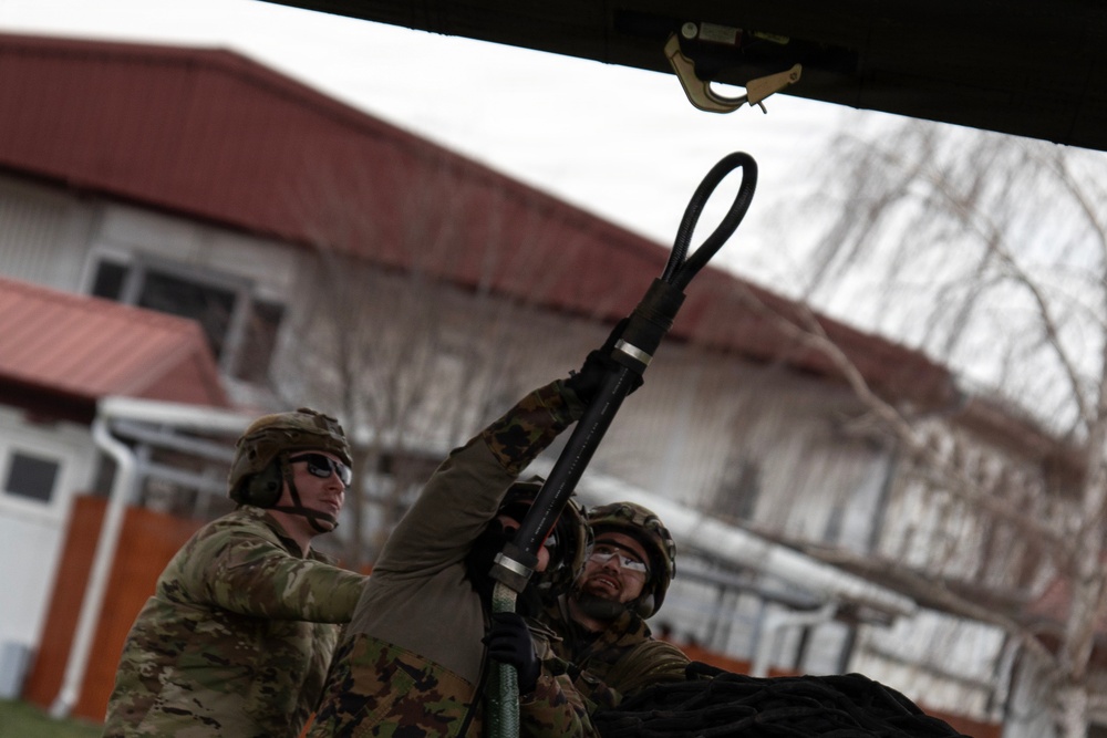 U.S. and Swiss forces conduct sling-load training in Kosovo