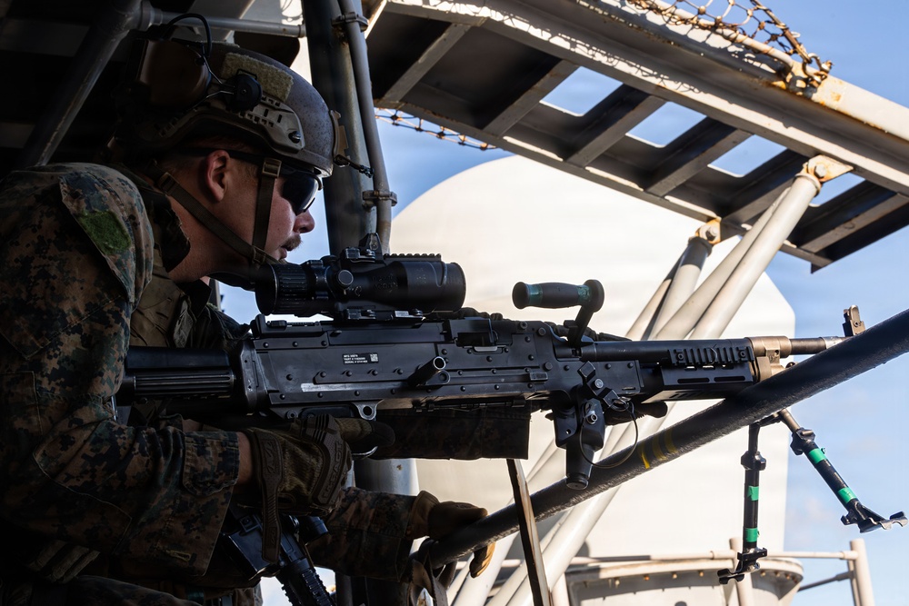 31st MEU | Lima Company conducts ship defense exercise