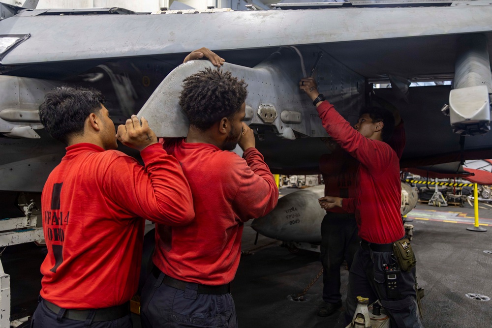 USS Abraham Lincoln (CVN 72) Conducts Operations During Operation Epic Fury