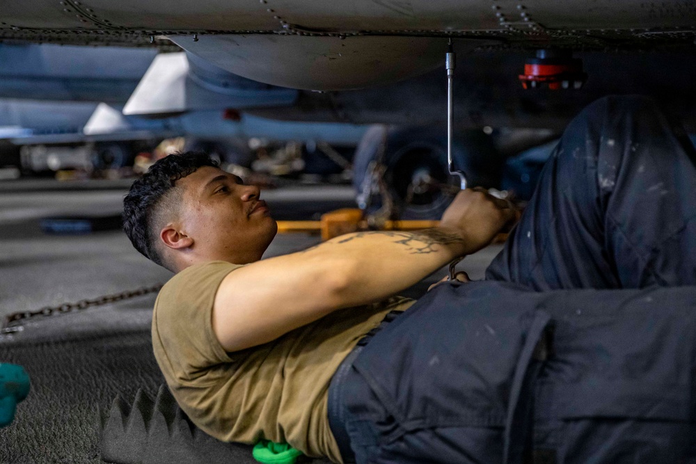 USS Abraham Lincoln (CVN 72) Conducts Operations During Operation Epic Fury