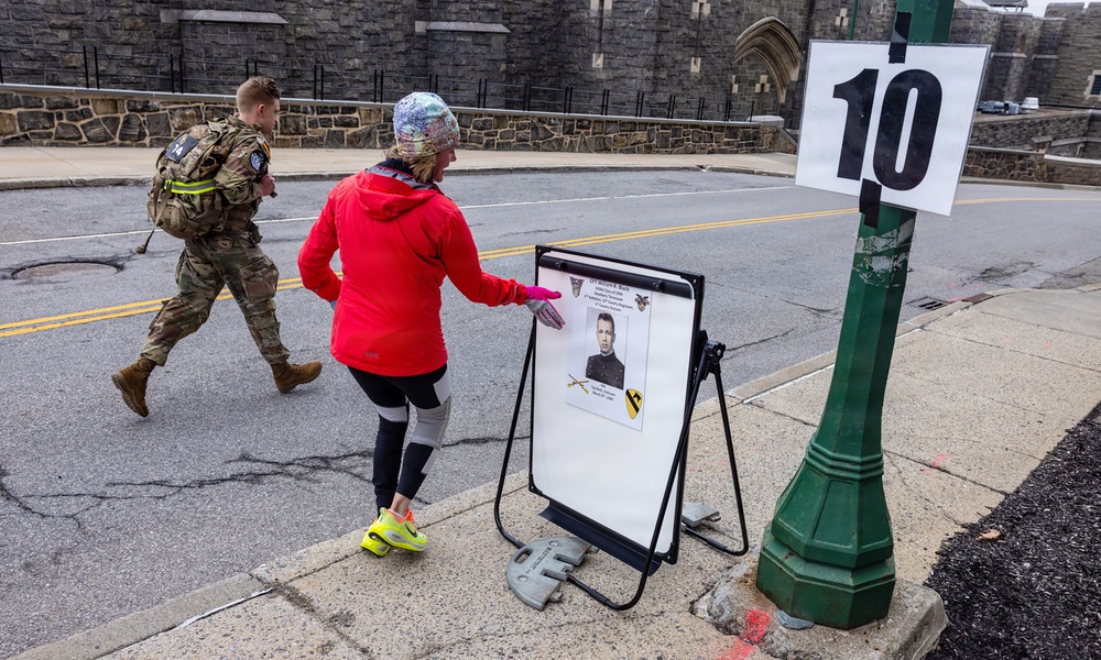 Cadet Marathon team hosts 10th annual half marathon, honors fallen USMA graduates