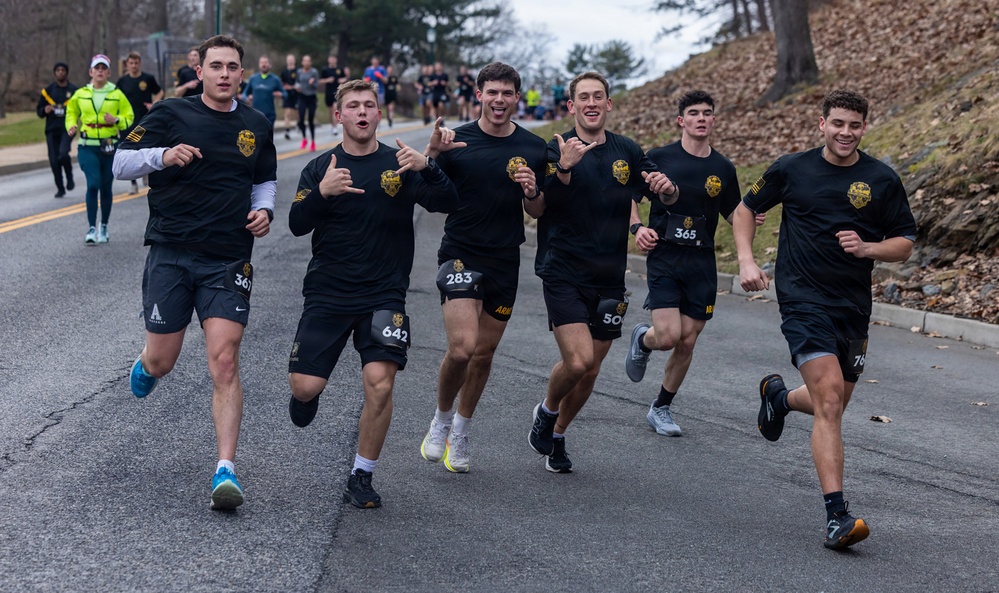 Cadet Marathon team hosts 10th annual half marathon, honors fallen USMA graduates