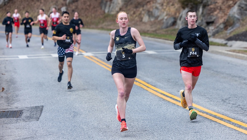 Cadet Marathon team hosts 10th annual half marathon, honors fallen USMA graduates