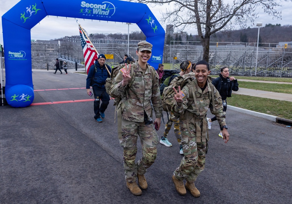 Cadet Marathon team hosts 10th annual half marathon, honors fallen USMA graduates