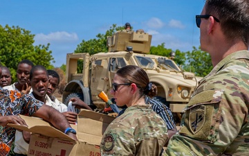 SETAF-AF civil affairs Soldiers conduct school donation mission in Kenya
