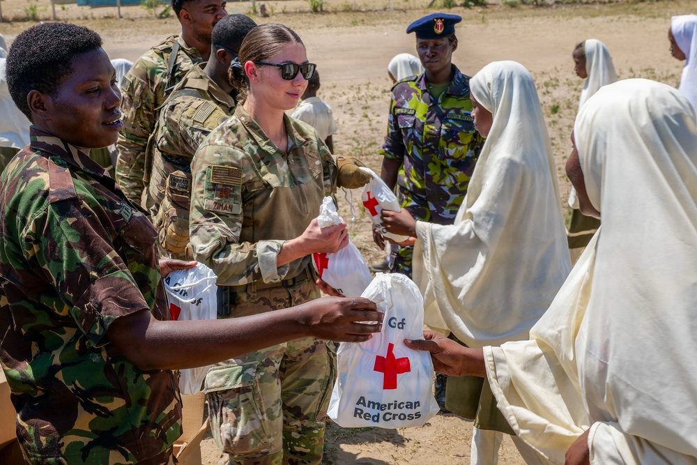 SETAF-AF civil affairs Soldiers conduct school donation mission in Kenya