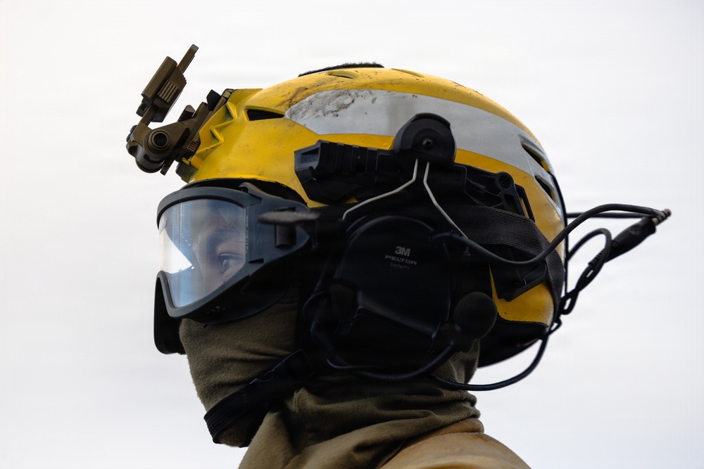 22nd MEU (SOC) | VMM-263 (REIN) CH-53E Flight Operations Aboard USS San Antonio