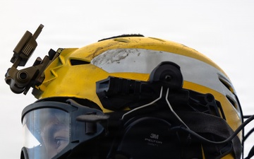 22nd MEU (SOC) | VMM-263 (REIN) CH-53E Flight Operations Aboard USS San Antonio