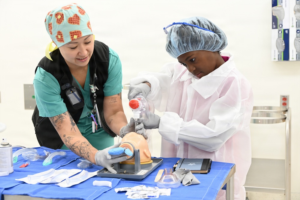 CRDAMC hosts Fort Hood Child and Youth Services STEM program home schoolers