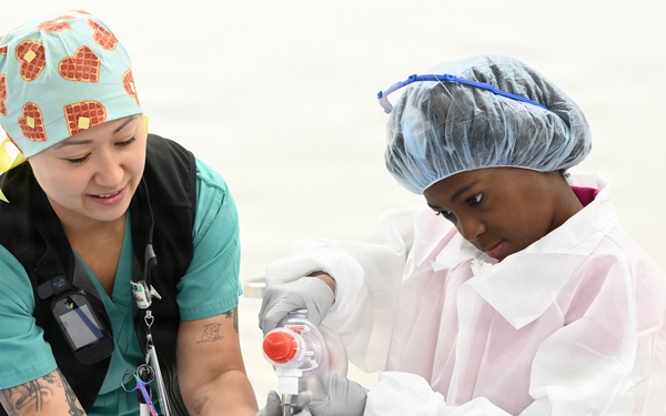 CRDAMC hosts Fort Hood Child and Youth Services STEM program home schoolers