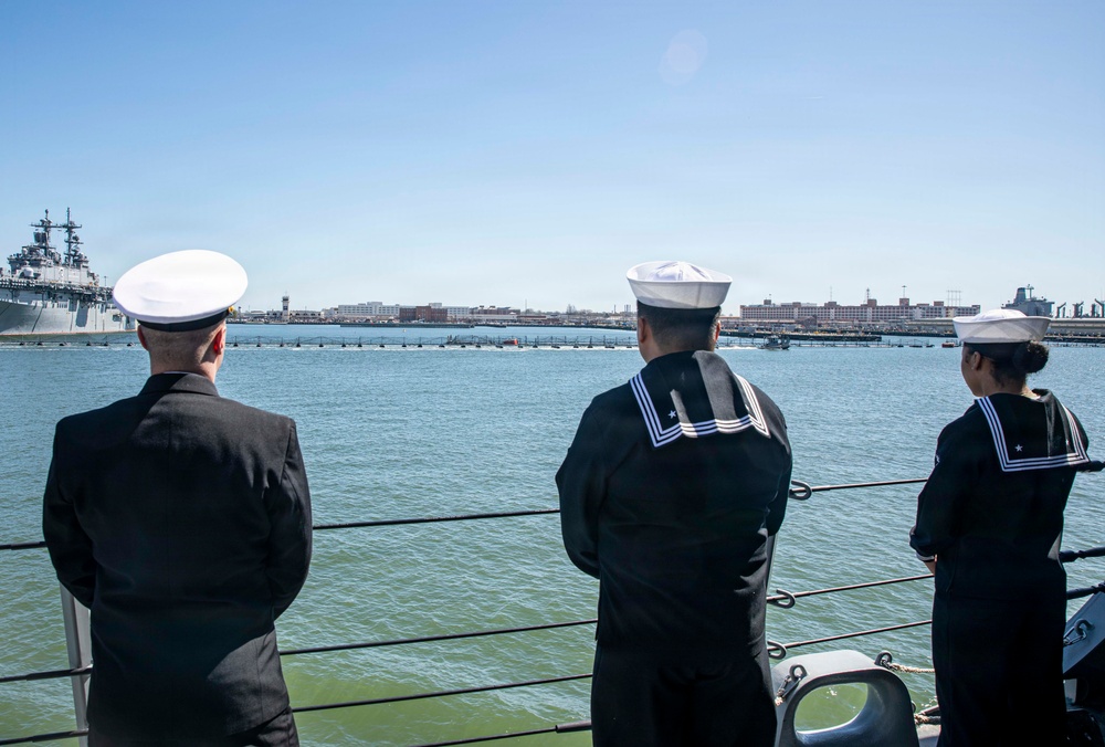 USS Harvey C. Barnum Jr. (DDG 124) Arrives at Naval Station Norfolk