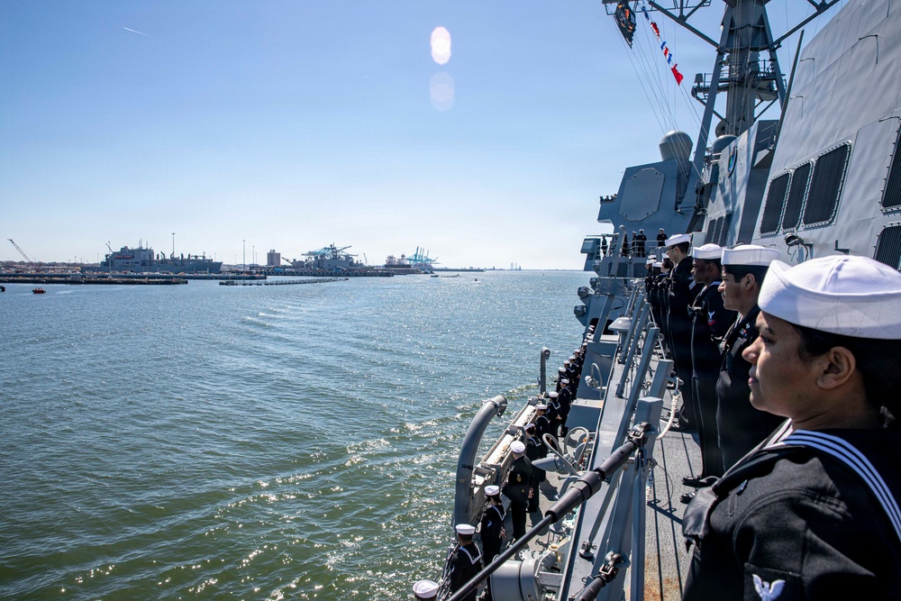 USS Harvey C. Barnum Jr. (DDG 124) Arrives at Naval Station Norfolk