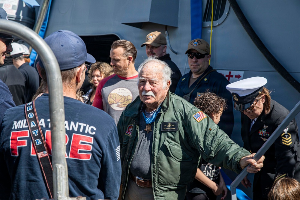 USS Harvey C. Barnum Jr. (DDG 124) Arrives at Naval Station Norfolk