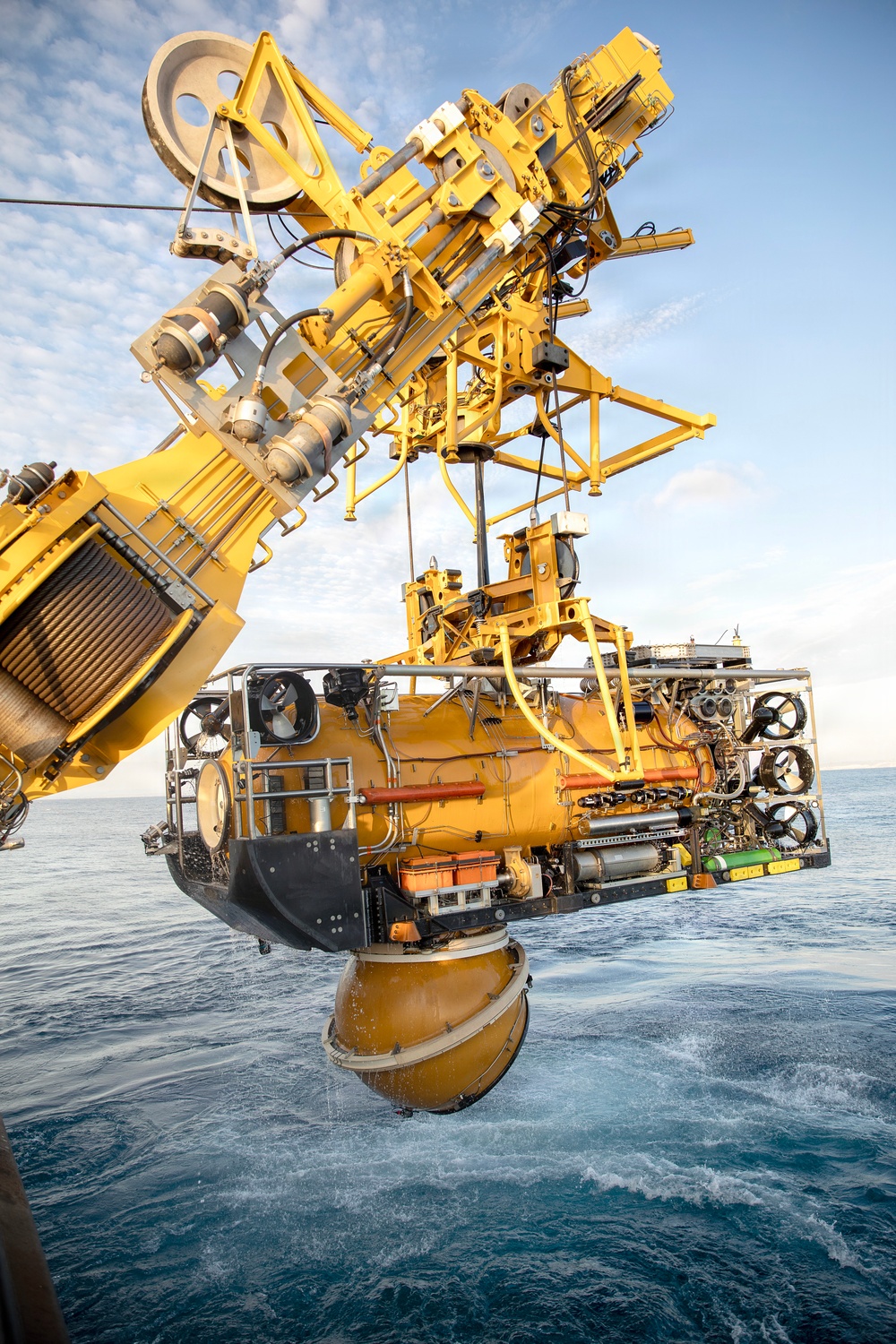 Undersea Rescue Command Conducts Manned Dive Event at Sea