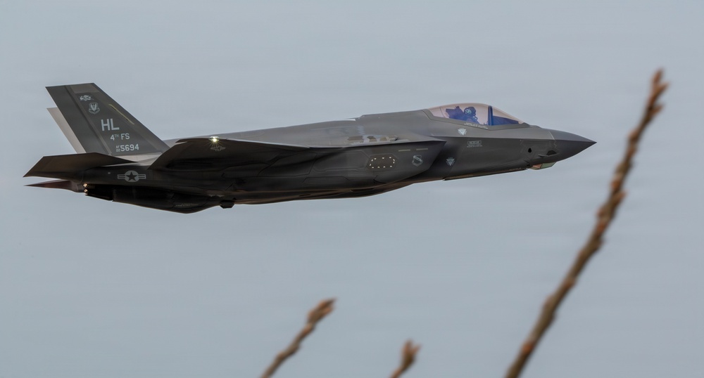 U.S., Japanese airpower integrate to strengthen deterrence during NATR 26-1