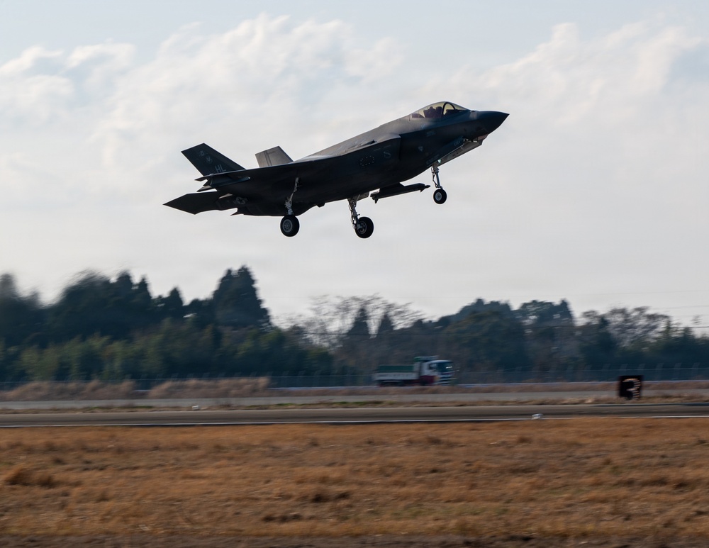 U.S. F-35s, JASDF engage in air and ground operations during NATR 26-1