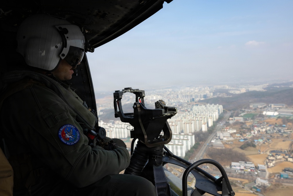 HMLA-369 provides simulated close air support