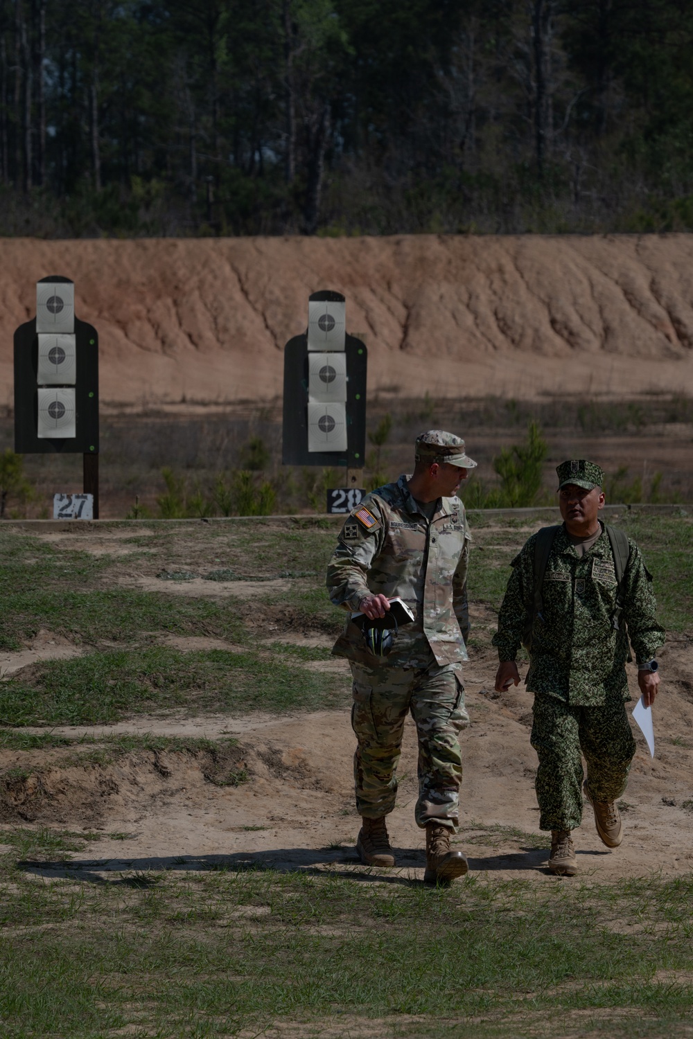 Strengthening Ties: U.S., Colombian militaries wrap up strategic PISAJ 22 engagement