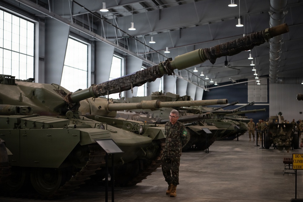 Strengthening Ties: U.S., Colombian militaries wrap up strategic PISAJ 22 engagement