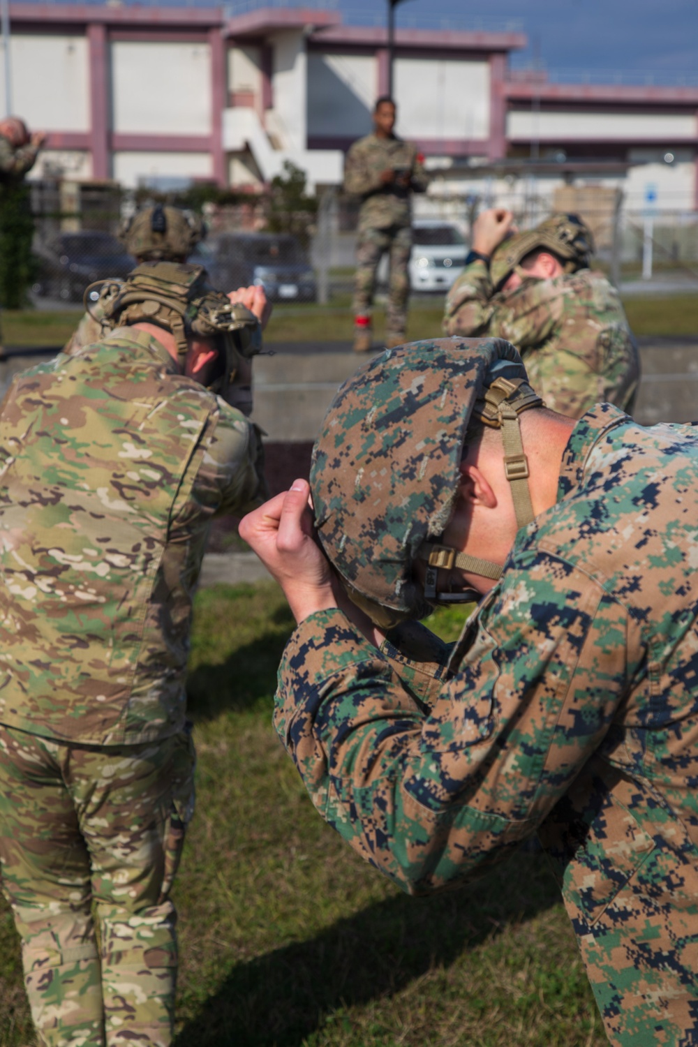 Soldiers and Green Berets with 1st SFG (A), U.S. Army Rangers, and U.S. Marines Conduct Joint Jump