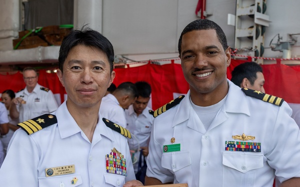 USS Fitzgerald leadership visits JS Kumano for a reception