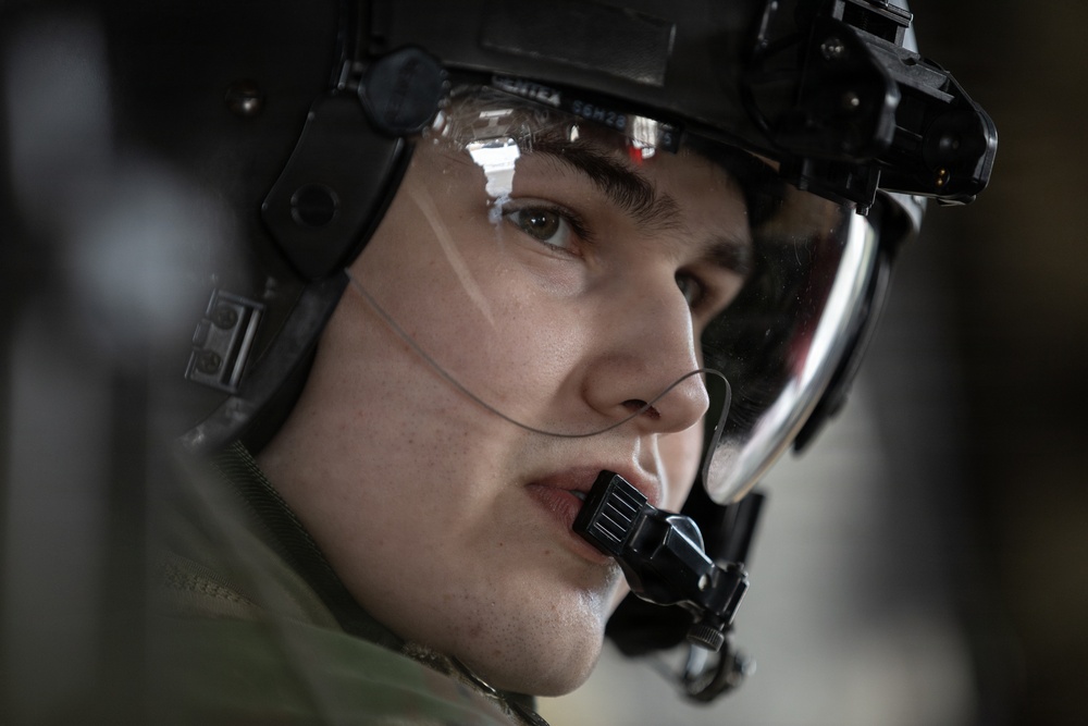 AKARNG Chinook aviators conduct aerial gunnery training