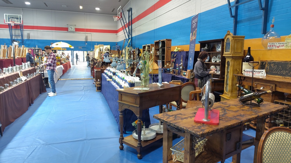 Basketball court antiquary