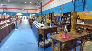 AFN Naples Radio News - Commander, Task Force 69 Change of Command and USAG Bavaria, Hohenfels Kantine