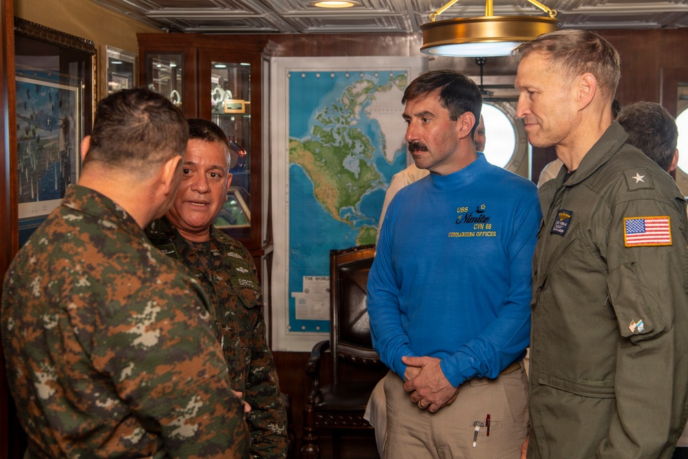 Nimitz Welcome Guatemalan Distinguished Vistitors