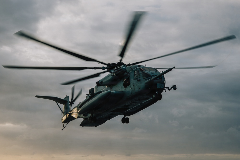 22nd MEU (SOC) | Flight Operations Aboard USS San Antonio