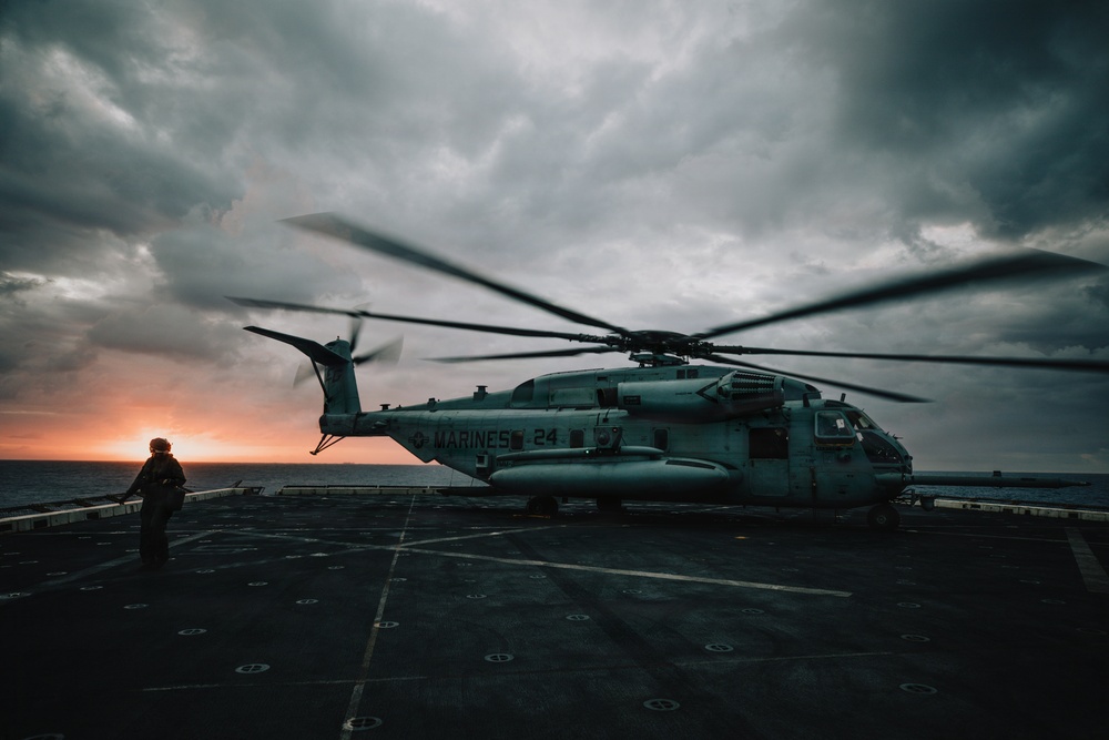 22nd MEU (SOC) | Flight Operations Aboard USS San Antonio