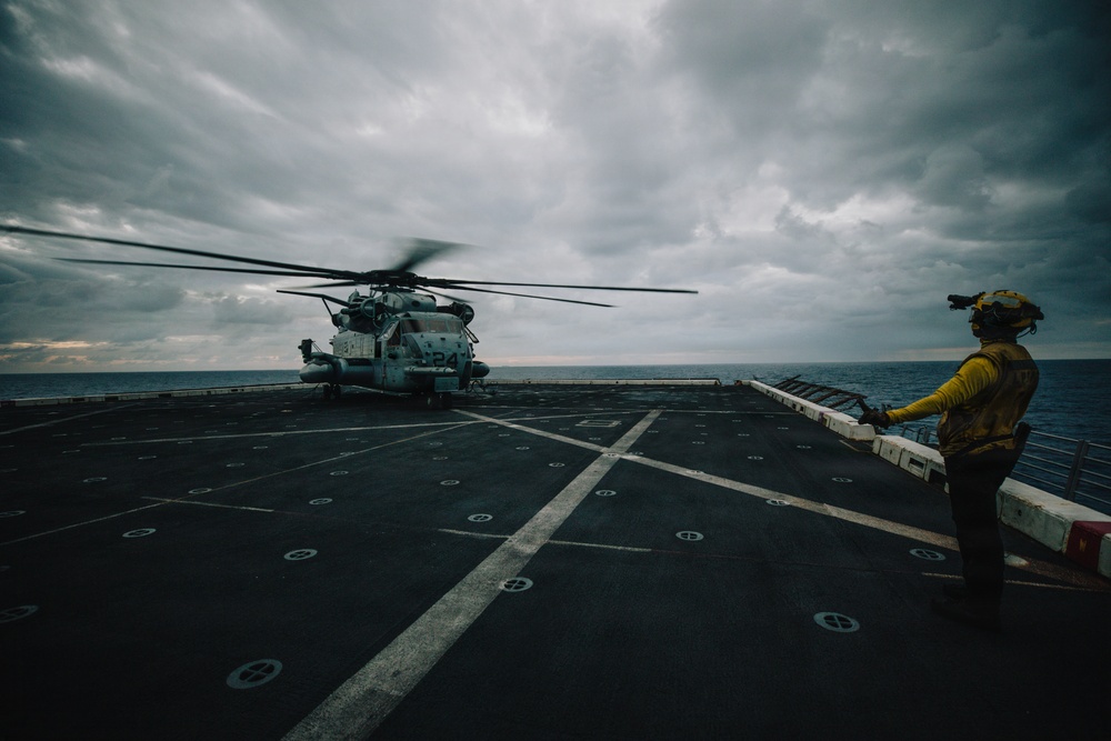 22nd MEU (SOC) | Flight Operations Aboard USS San Antonio