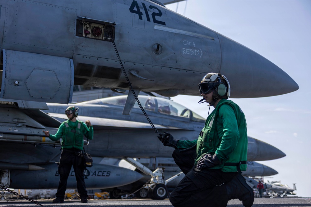 USS Abraham Lincoln (CVN72) supports Operation Epic Fury