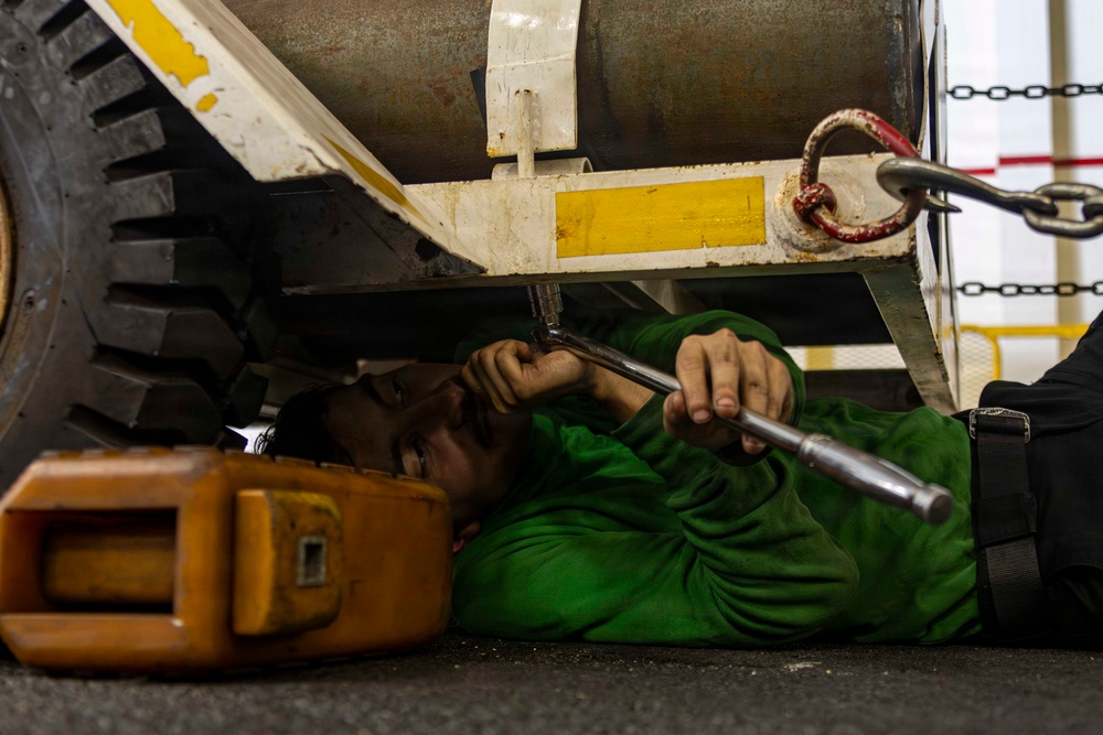 USS Abraham Lincoln (CVN72) supports Operation Epic Fury