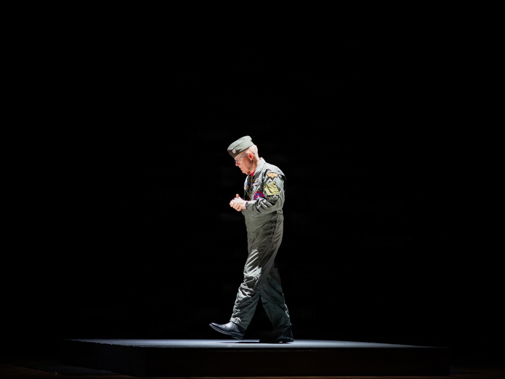 Capt. Charlie Plumb Visits MCRD Parris Island