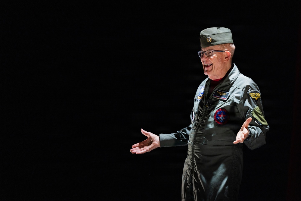 Capt. Charlie Plumb Visits MCRD Parris Island