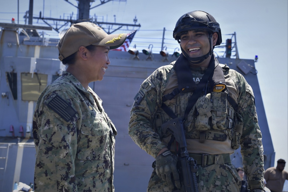 ARM Benito Juârez and USS Gridley conduct bi-lateral maritime engagement